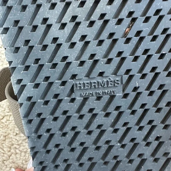 Hermes Chypre Sandals - size 41.5 - etoupe - Picture 7 of 9